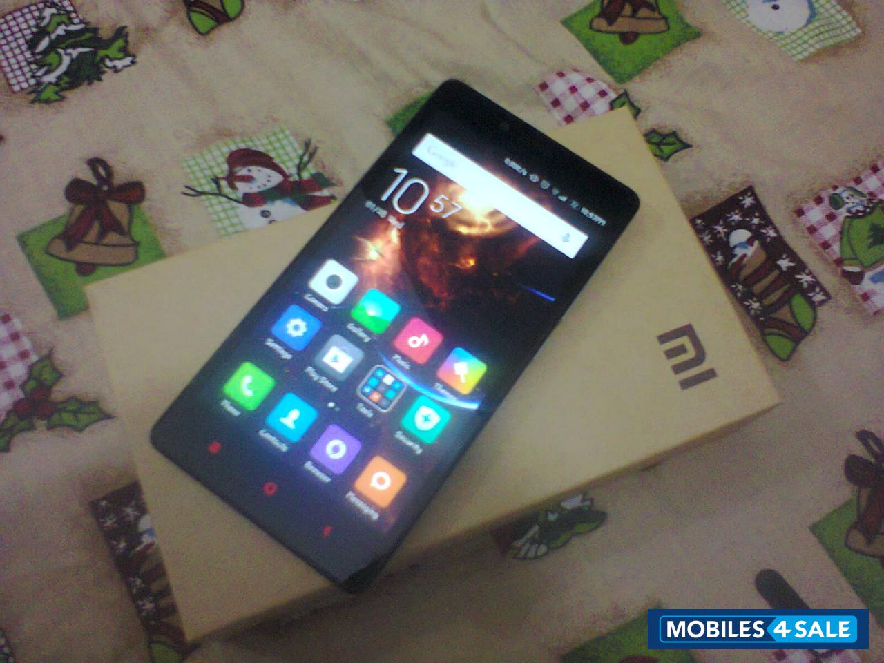 White Xiaomi Redmi Note