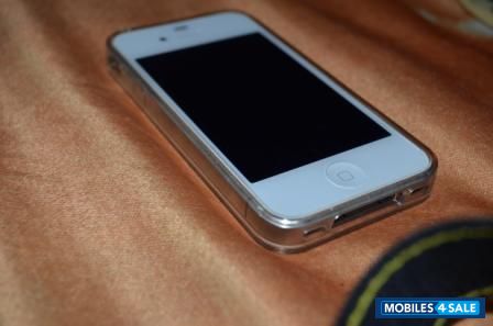 White Apple iPhone 4S