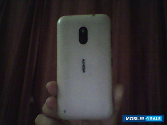 White Nokia Lumia 620 White Nokia Lumia 620