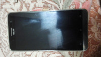 White Asus Zenfone 6