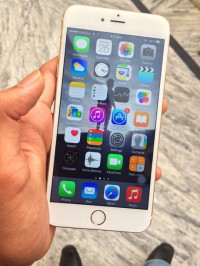 Gold Apple iPhone 6 Plus