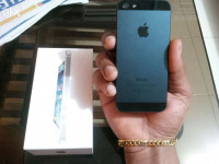 Black Apple iPhone 5