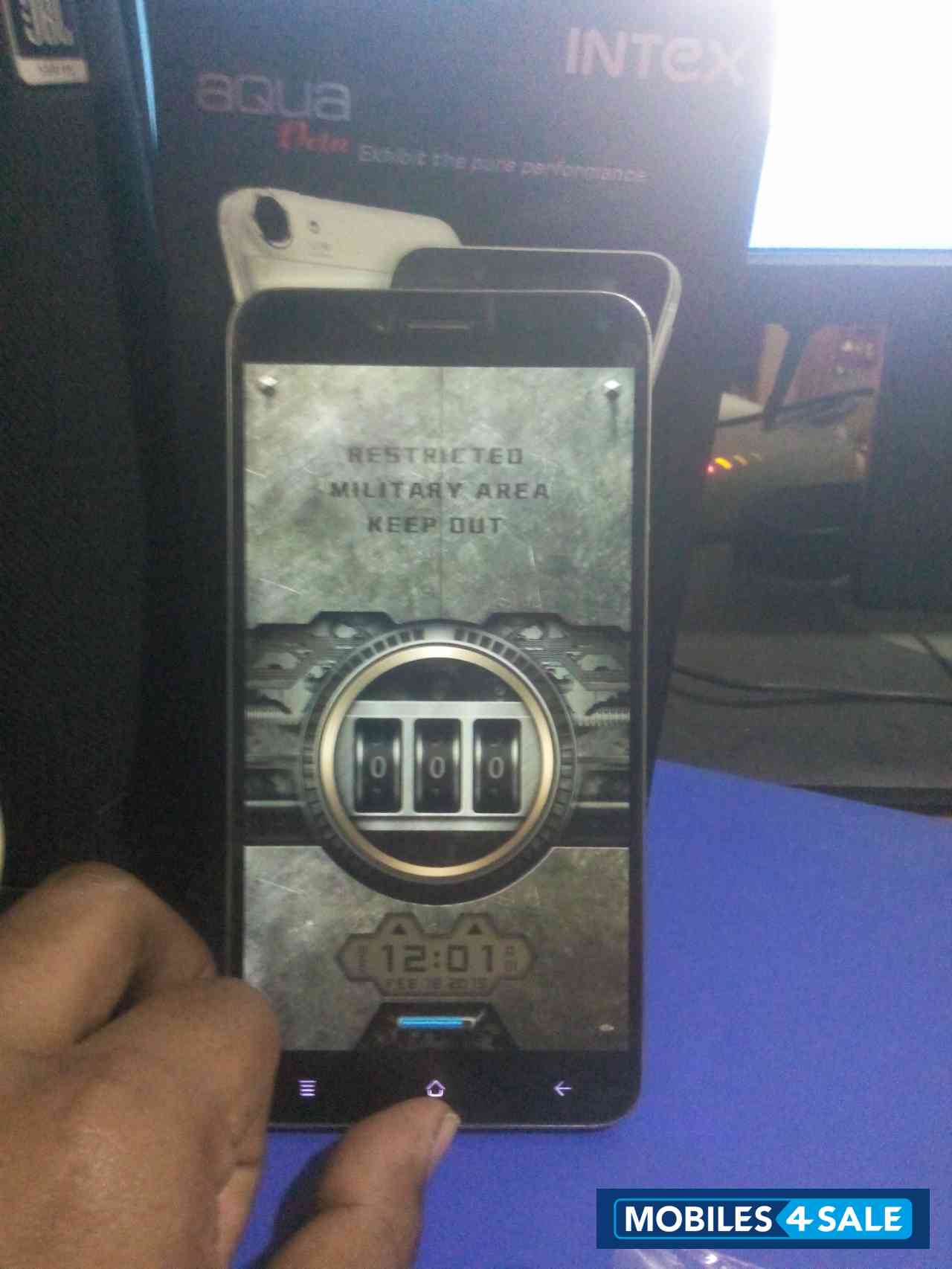 White Intex Aqua Octa