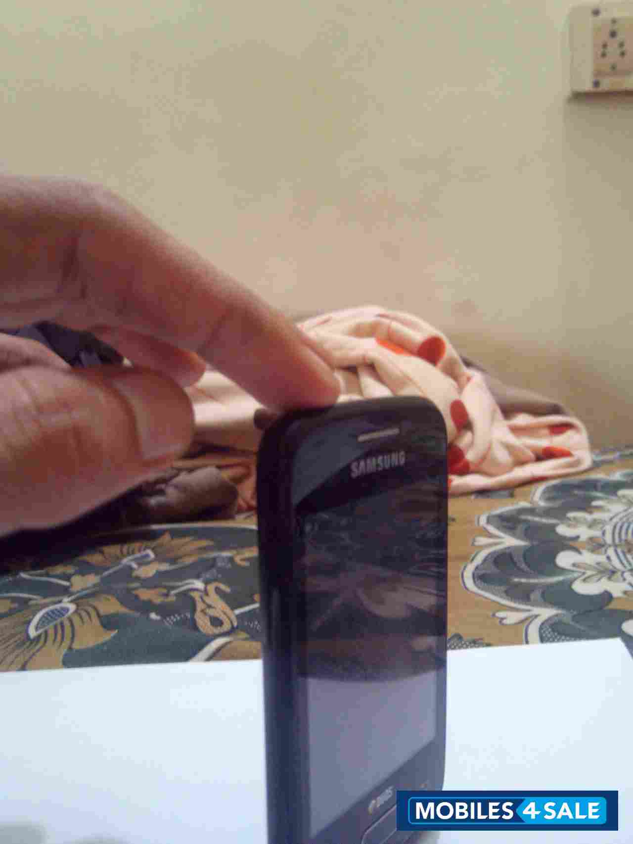 Black Samsung Galaxy Y Duos S6102