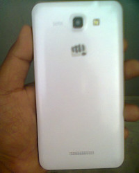 White Micromax Canvas XL2 A109