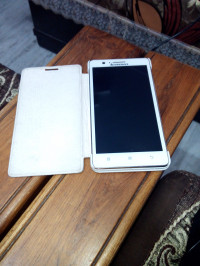 White Lenovo A536