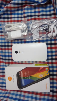 White Motorola MOTO G 2014