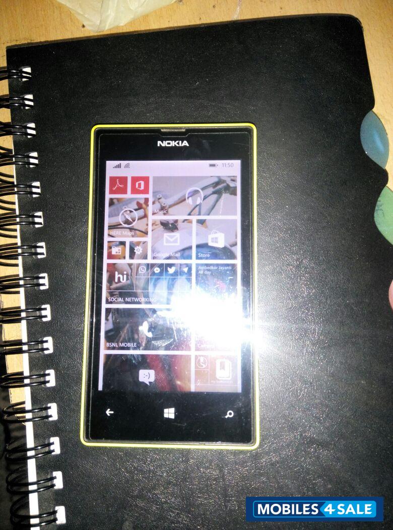 Yellow Nokia Lumia 520