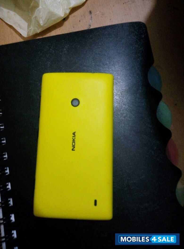 Yellow Nokia Lumia 520