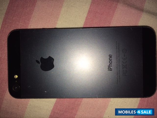 Black Apple iPhone 5