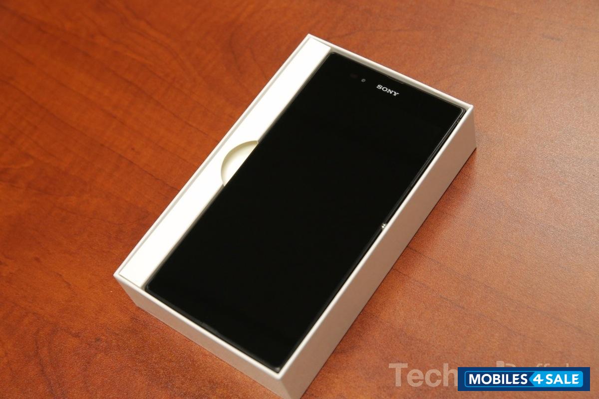 Black Sony Xperia Z Ultra