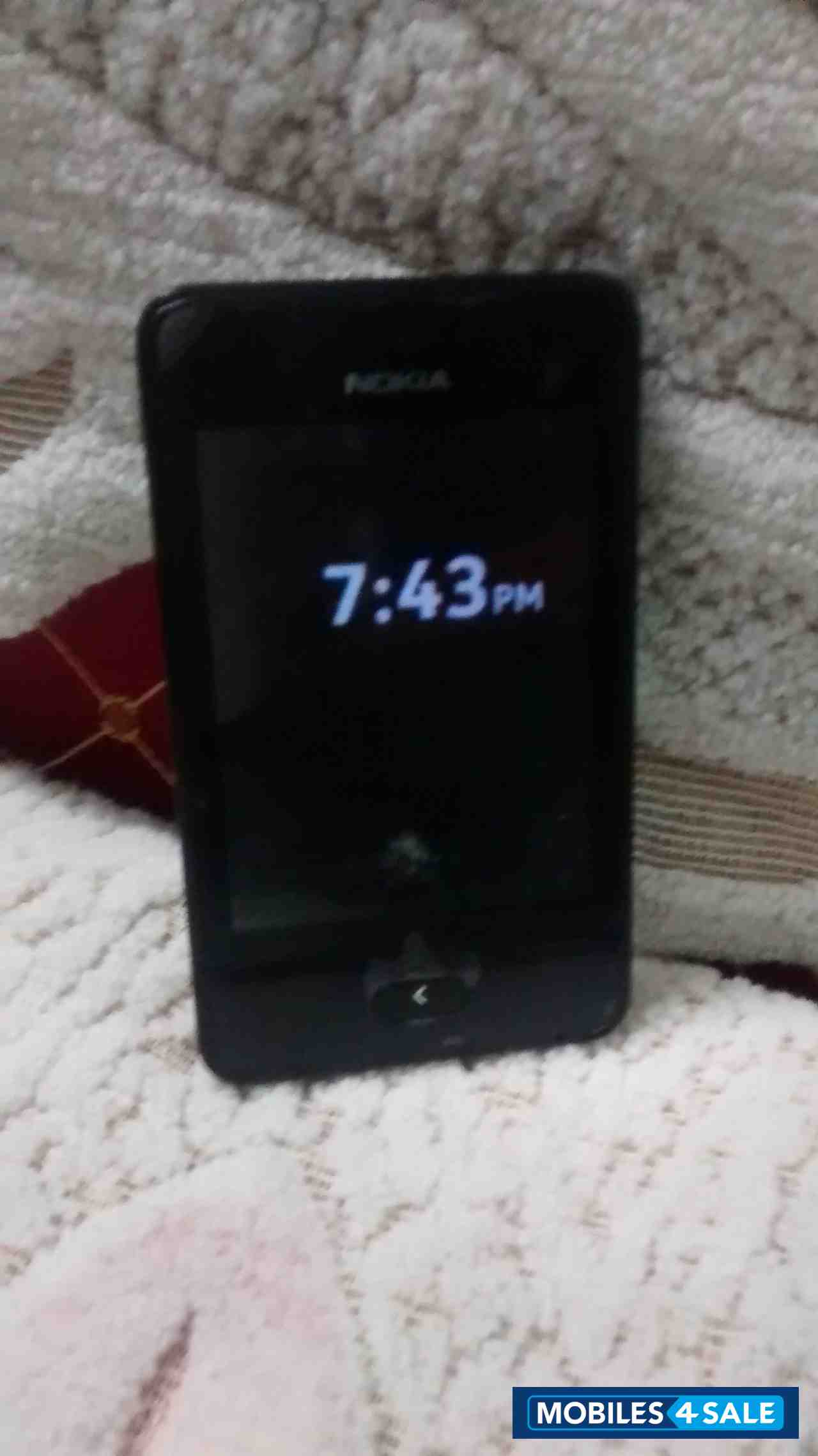 Black Nokia Asha 501