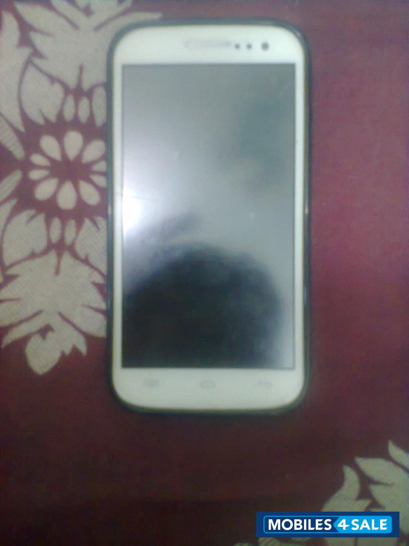 White Micromax Canvas HD A116