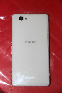 White Sony Xperia Z1 Compact