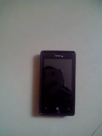 Black Nokia Lumia 520