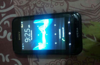 Black Sony Ericsson Xperia tipo dual