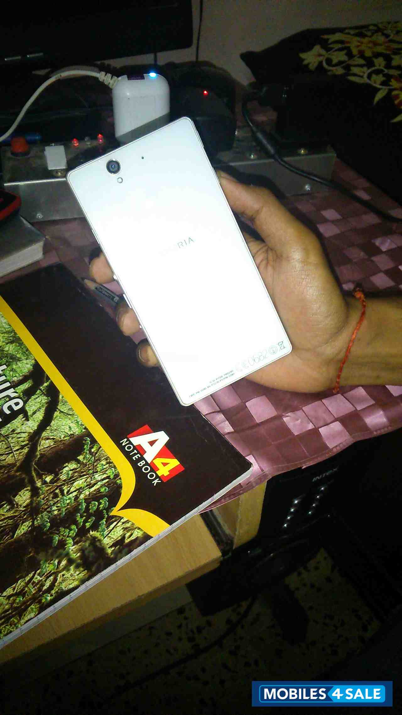 White Sony Xperia Z