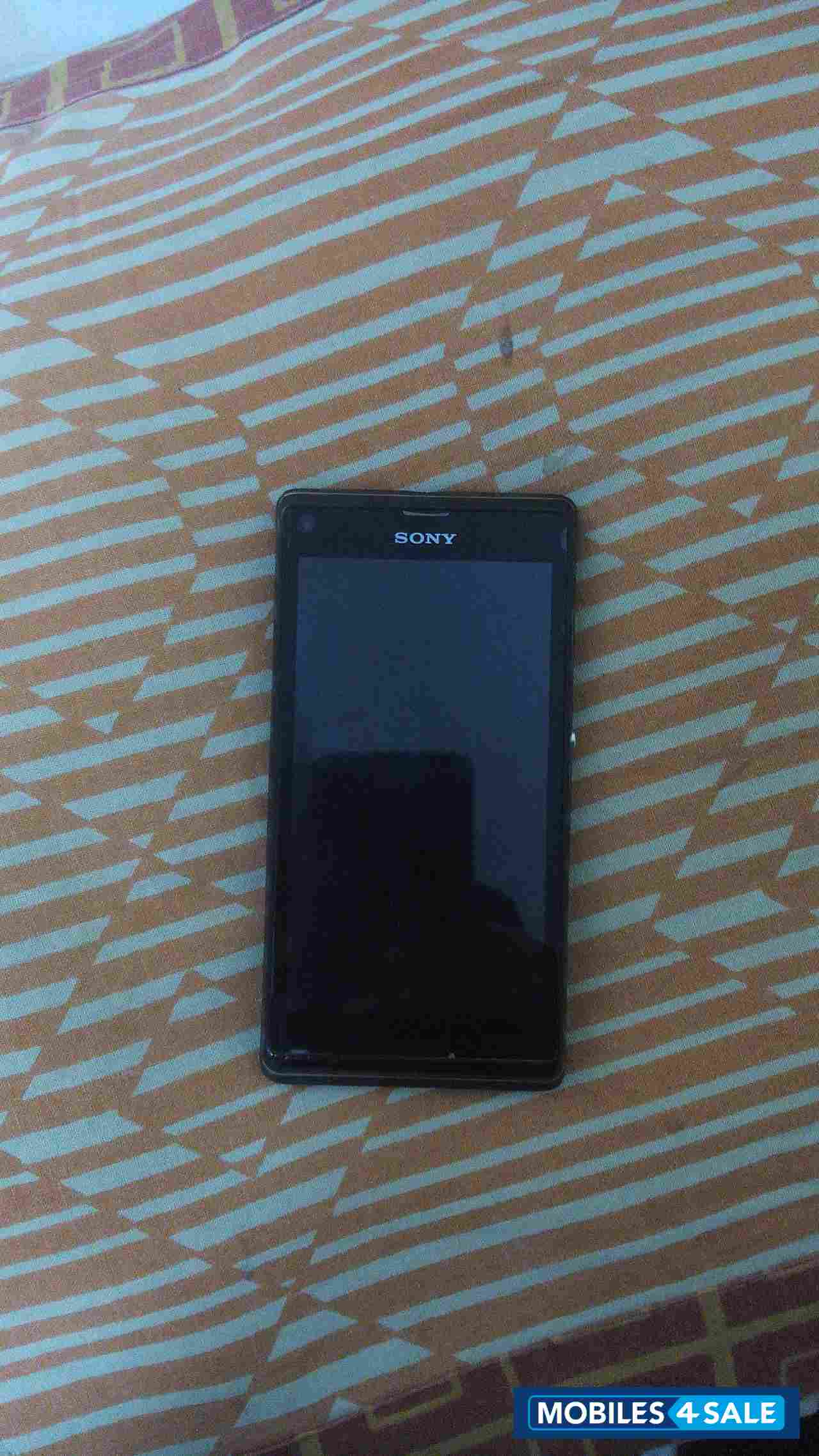 Black Sony Xperia L