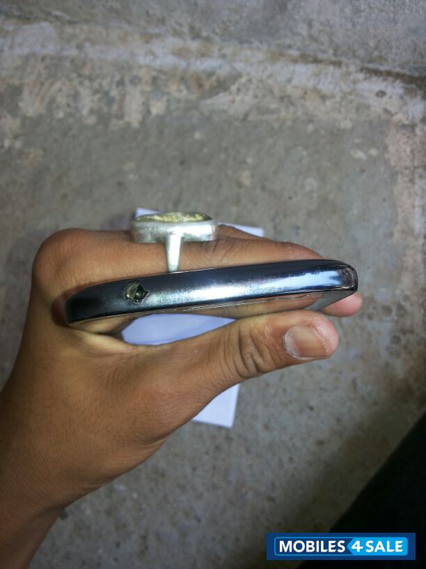 Blue Samsung Galaxy Grand GT-I9082 Blue Samsung Galaxy Grand GT-I9082