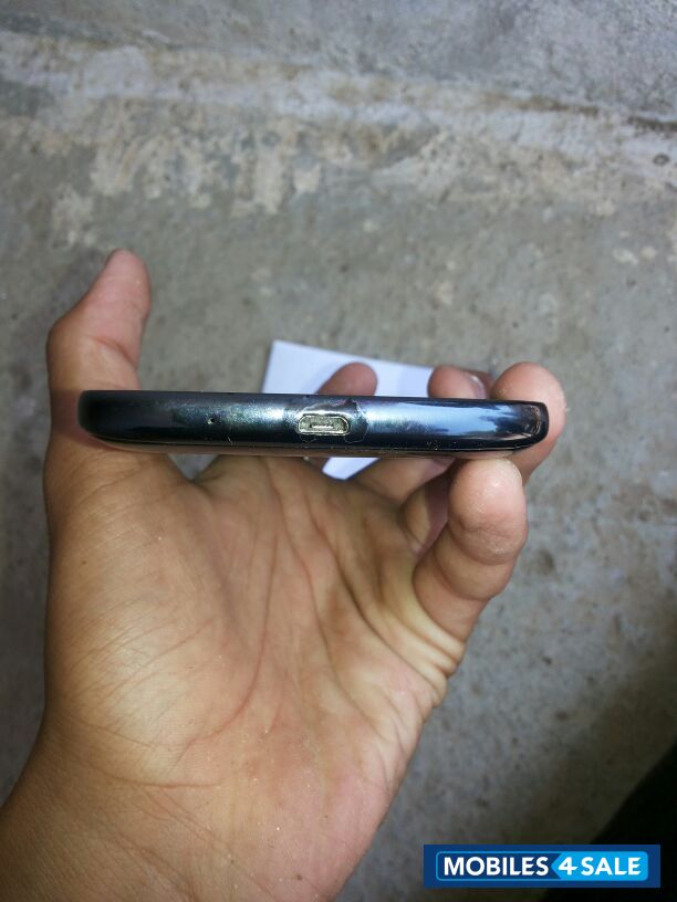 Blue Samsung Galaxy Grand GT-I9082 Blue Samsung Galaxy Grand GT-I9082