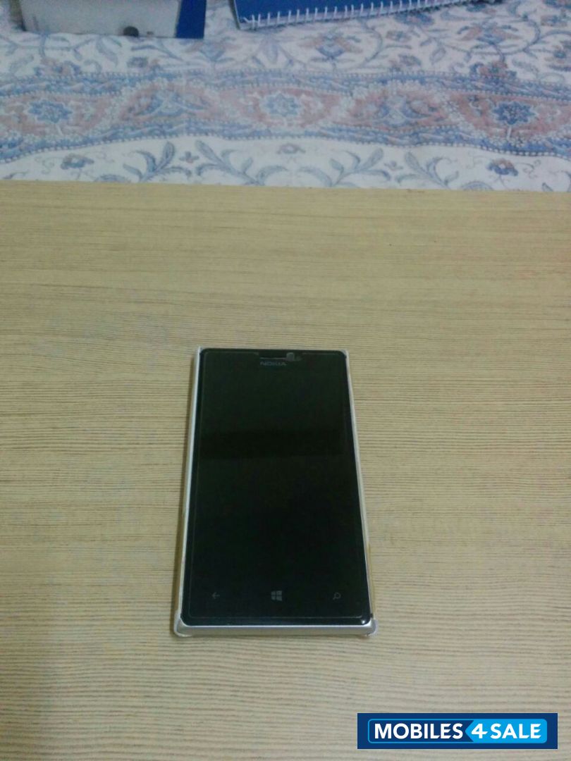 Grey Nokia Lumia 925