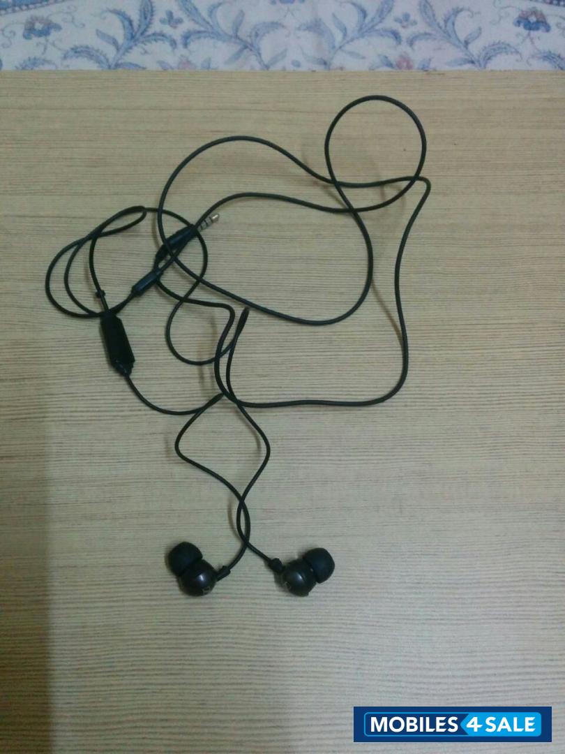 Grey Nokia Lumia 925 Grey Nokia Lumia 925