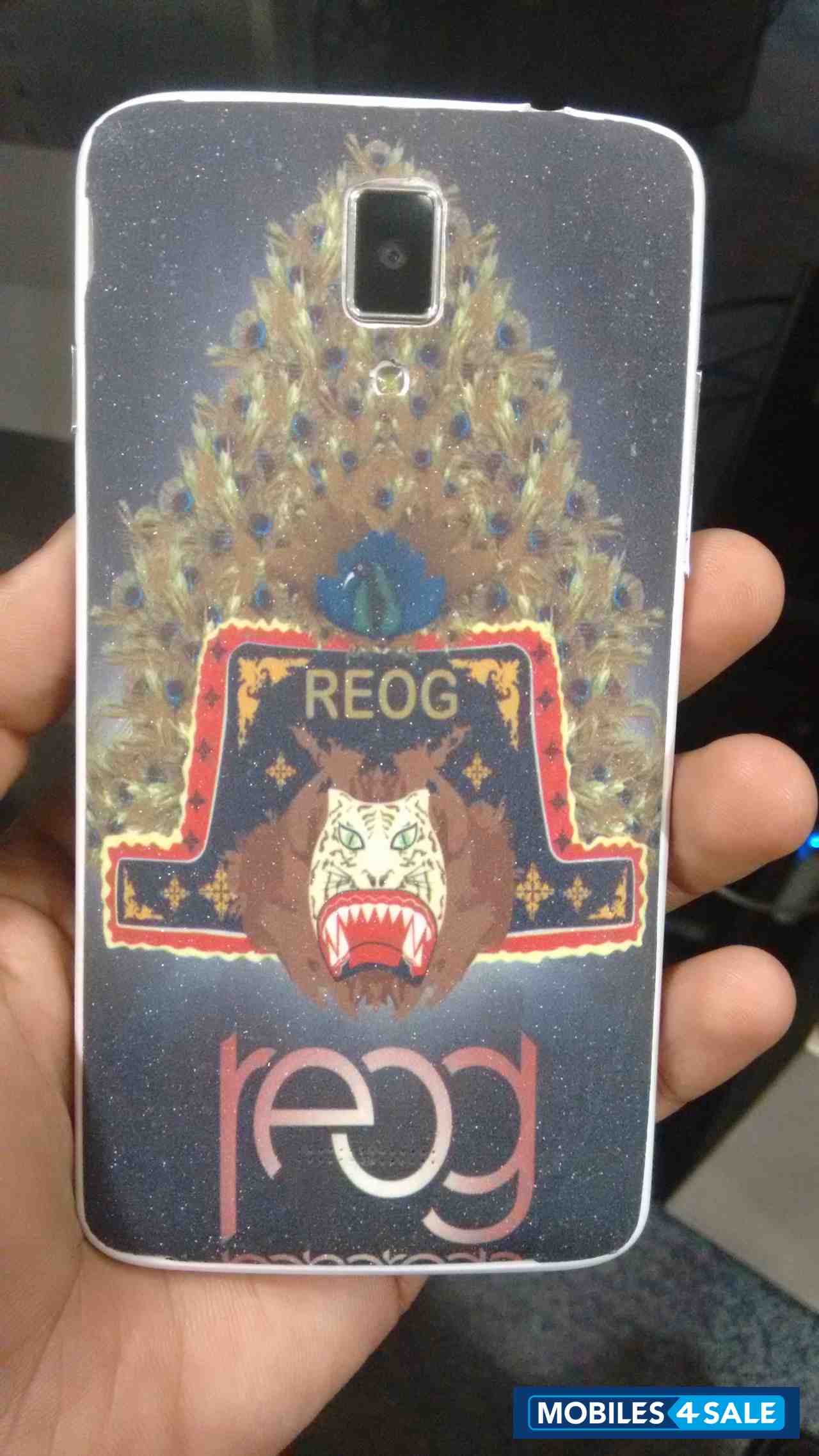 Pearl White Karbonn Titanium S5 Plus Pearl White Karbonn Titanium S5 Plus