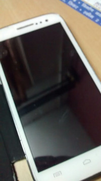 White Micromax Canvas HD A116