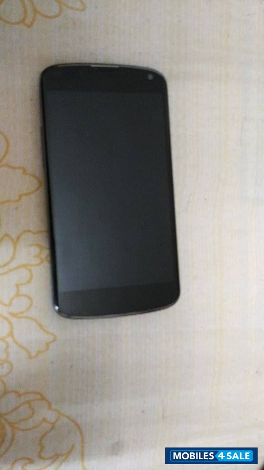 Black LG Nexus 4