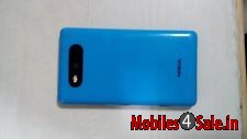 Cyan Nokia Lumia 820