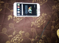 White Samsung Galaxy Grand GT-I9082