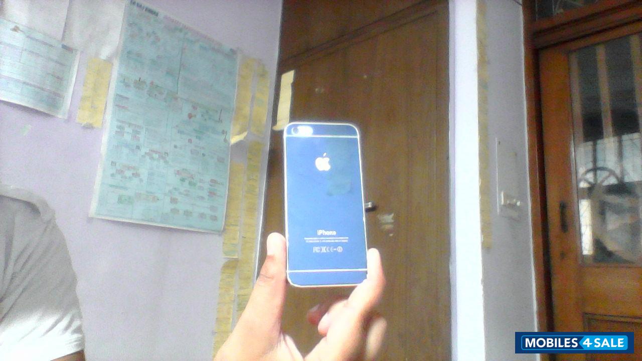 Gold Apple iPhone 5S Gold Apple iPhone 5S