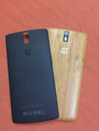Sandstone Black OnePlus One