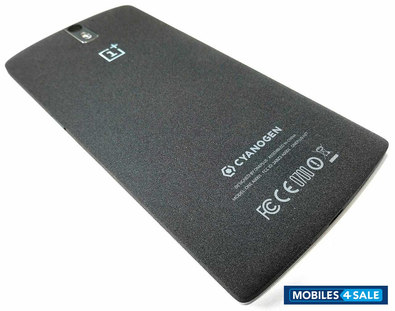 Sandstone Black OnePlus One