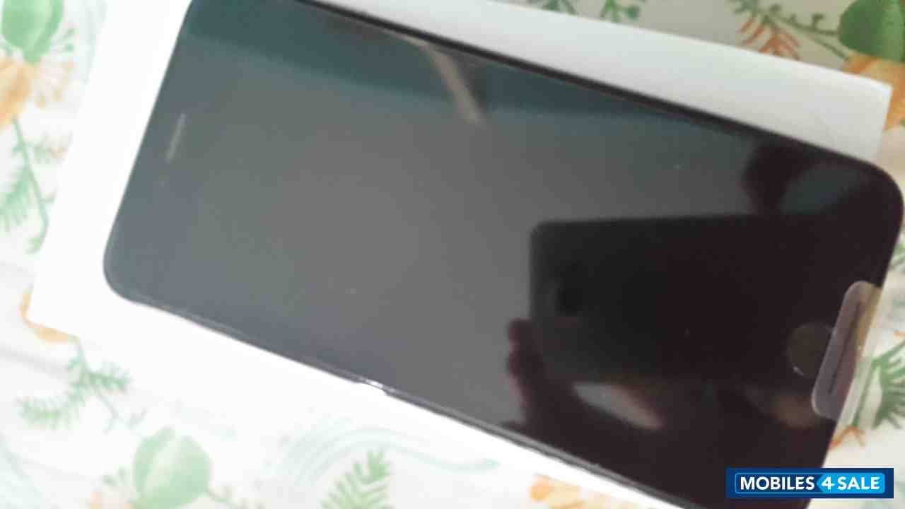 Space Grey Apple iPhone 6 Plus