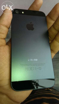 Black Apple iPhone 5
