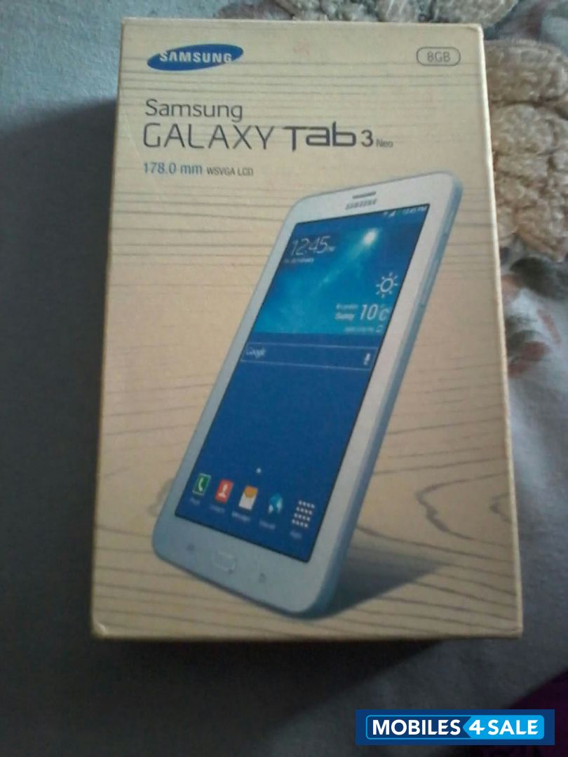 White Samsung Galaxy Tab 3 Neo