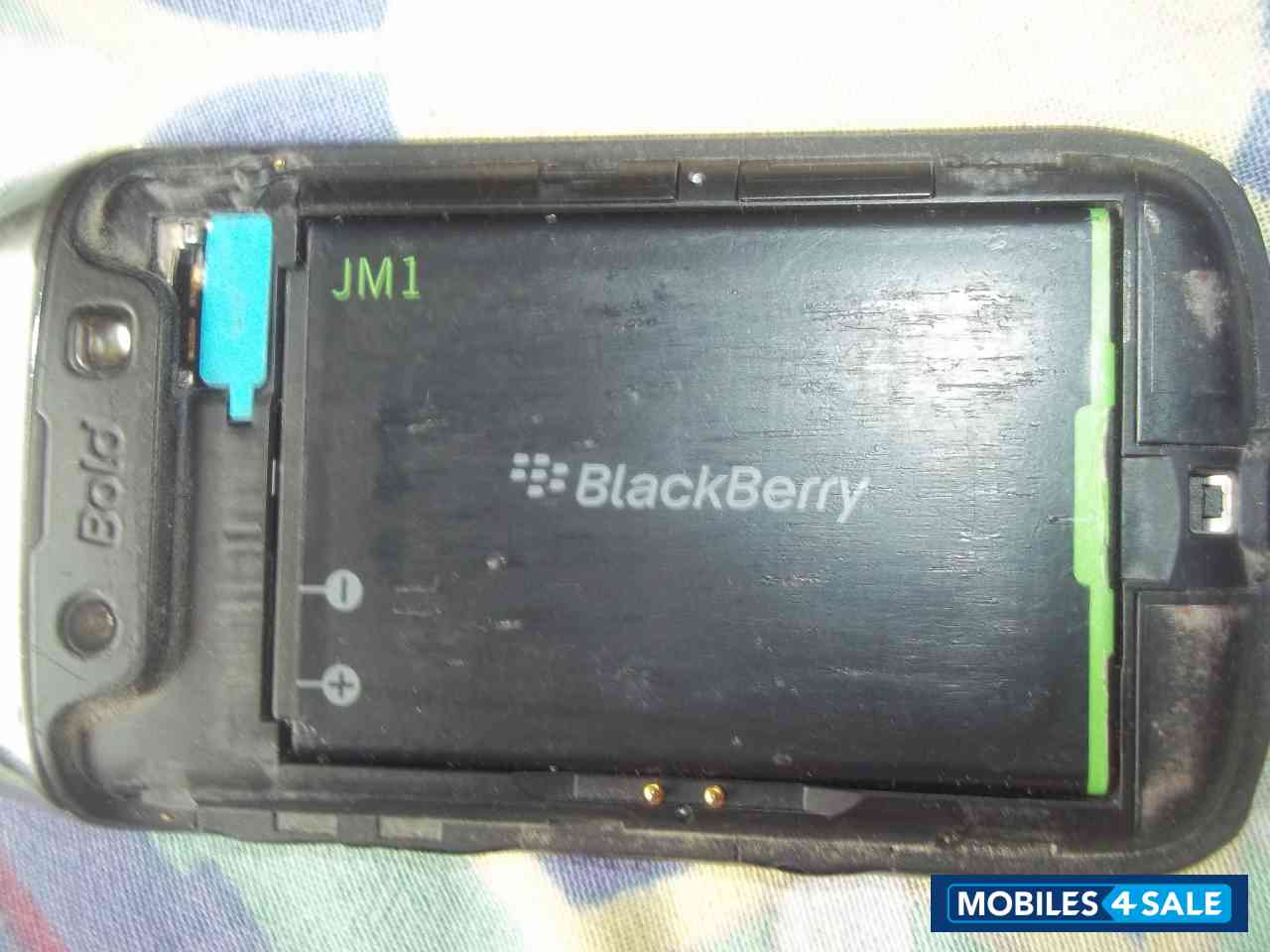 Black BlackBerry Bold 9790