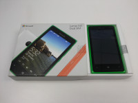 Green Microsoft Lumia 532