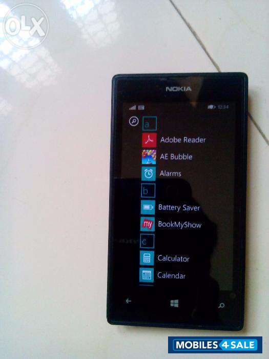 Black Nokia Lumia 520