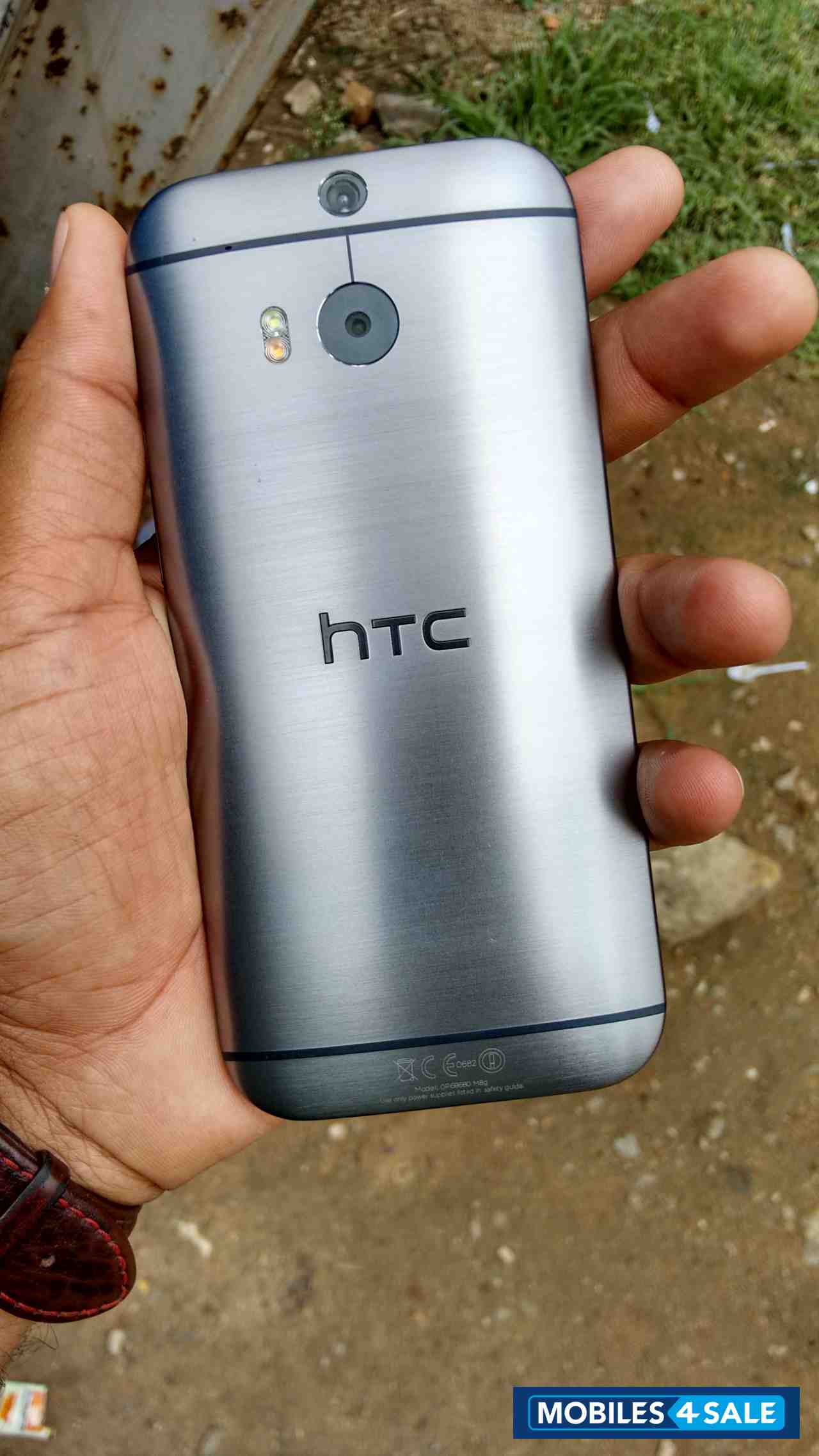 Grey HTC One M8