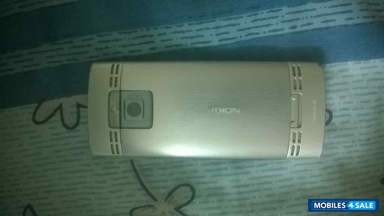 Silver Nokia X2