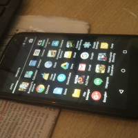 Black LG Nexus 4