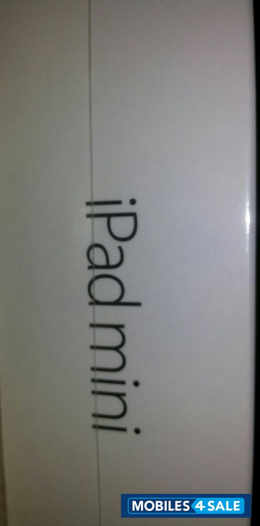 Silver N White Apple iPad mini 2