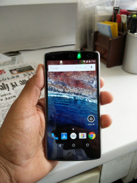 Black LG Nexus