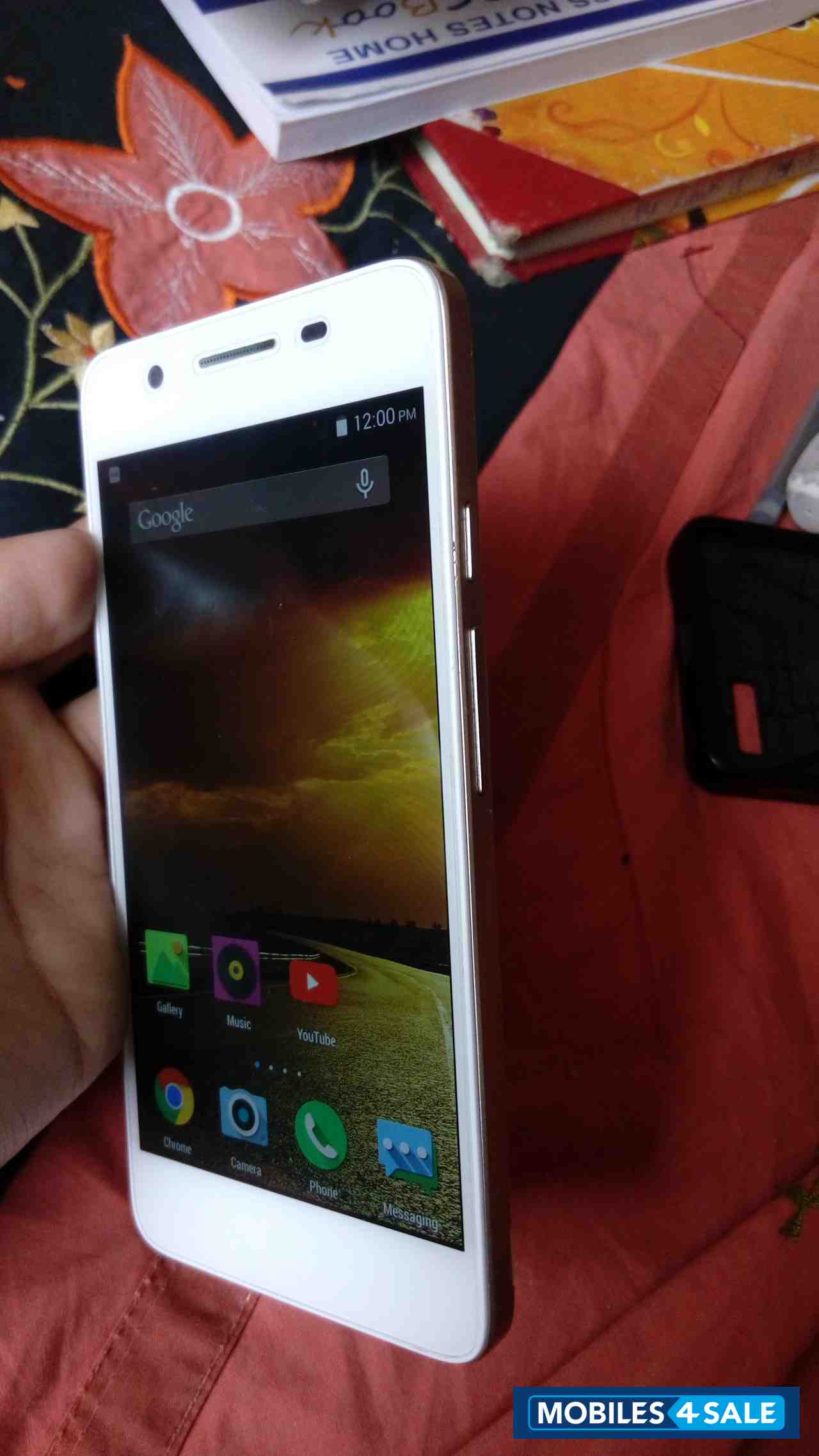 White And Gold Micromax Canvas Hue AQ5000