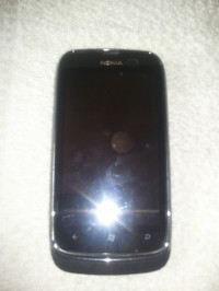 Black Nokia Lumia 610