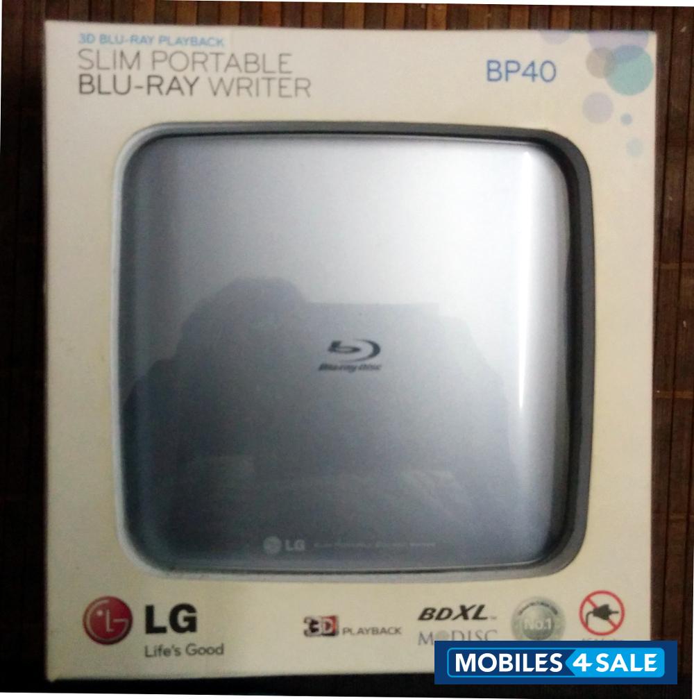 LG  BP40 Slim Portable Blue Ray Writer