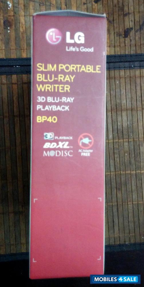 LG  BP40 Slim Portable Blue Ray Writer