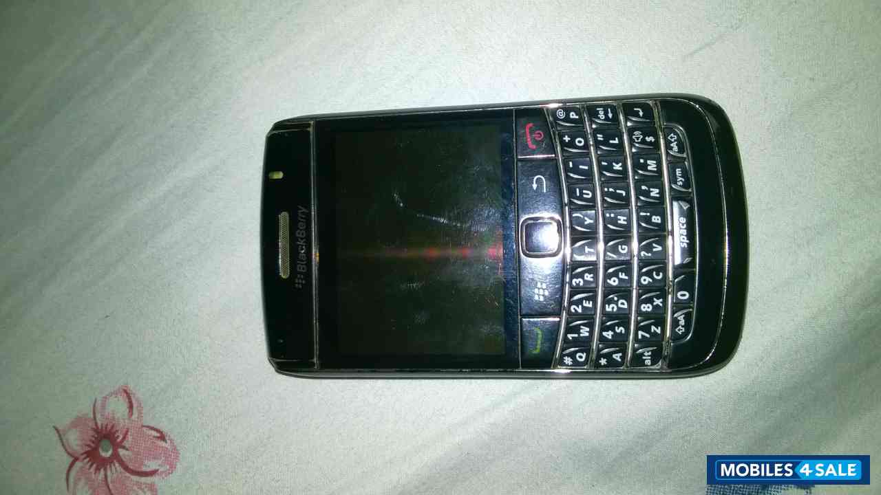 Black BlackBerry Bold 9700
